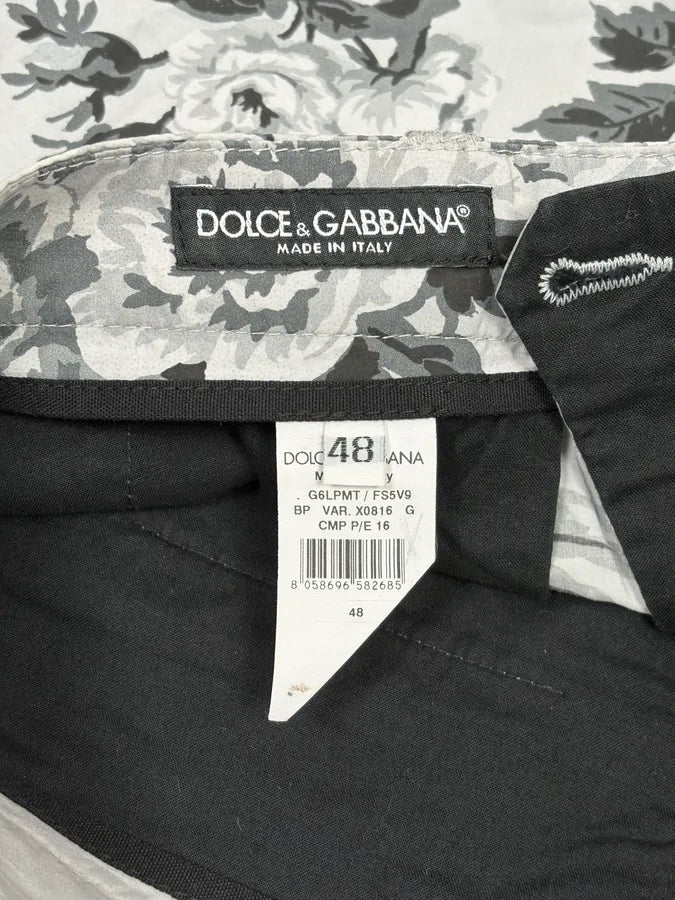 2000s Dolce & Gabbana Black & White Leafes Flowers Short QnfRxfr 9