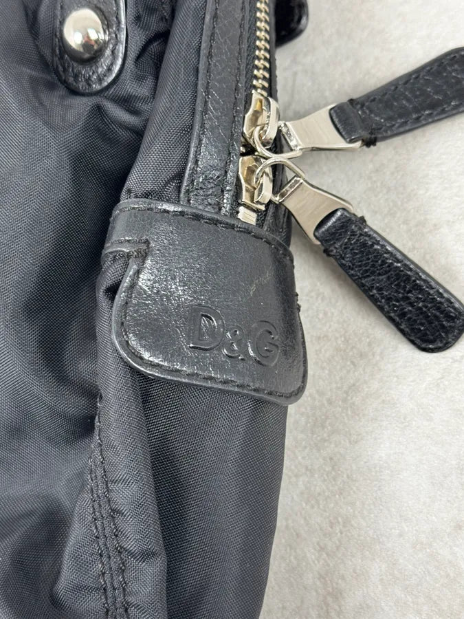 2000s Dolce & Gabbana Black Cargo Zip Handle Bag tGzkiNl 7