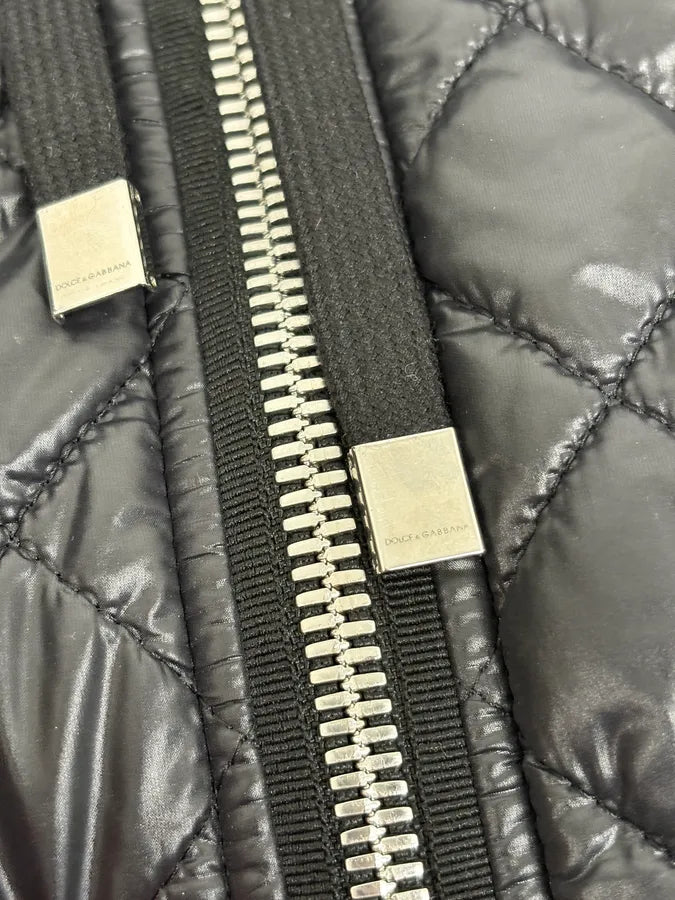 2000s Dolce & Gabbana Black Hooded Quilted Puffer Jacket KSyNjlv 9