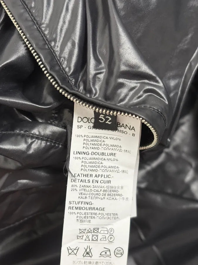 2000s Dolce & Gabbana Black Hooded Quilted Puffer Jacket KSyNjlv 11