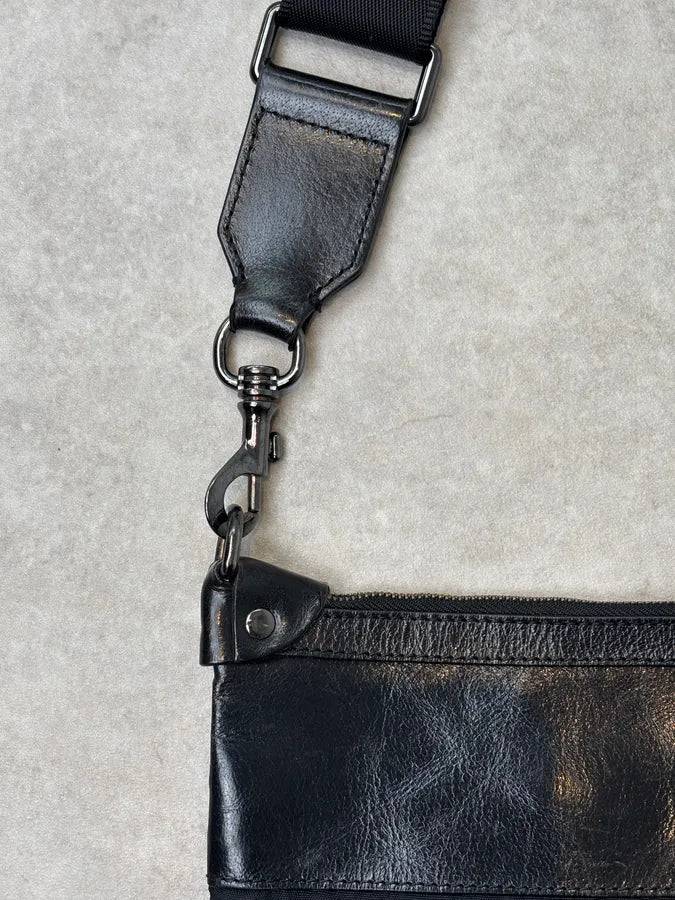2000s Dolce & Gabbana Black Hybrid Leather Shoulder Bag vvDqrYZ 7