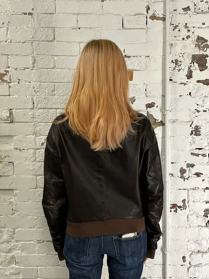 2010s Dolce & Gabbana Brown Leather Buttoned Bomber Jacket uTFQGJm 2