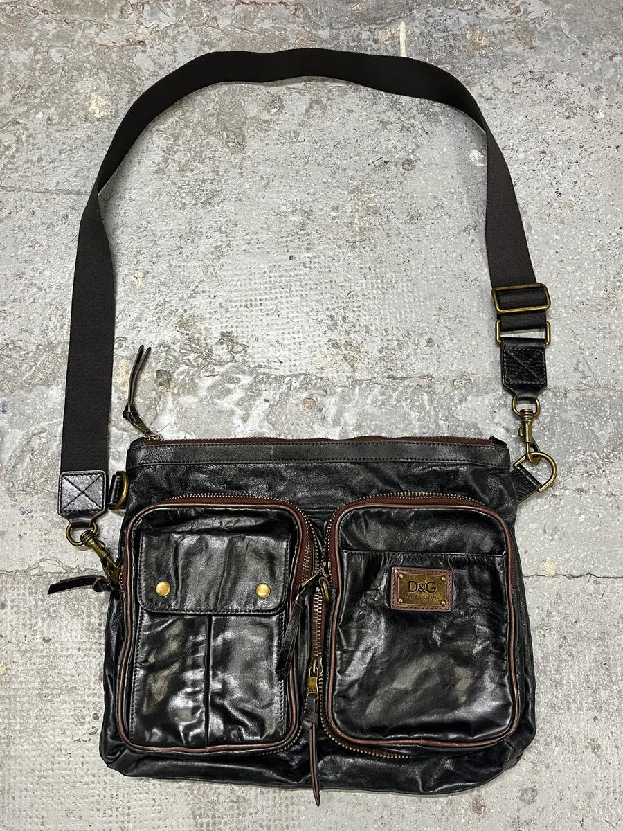 2000s Dolce & Gabbana Black Leather Cargo Shoulder Bag (OS) qsrFcBh 0