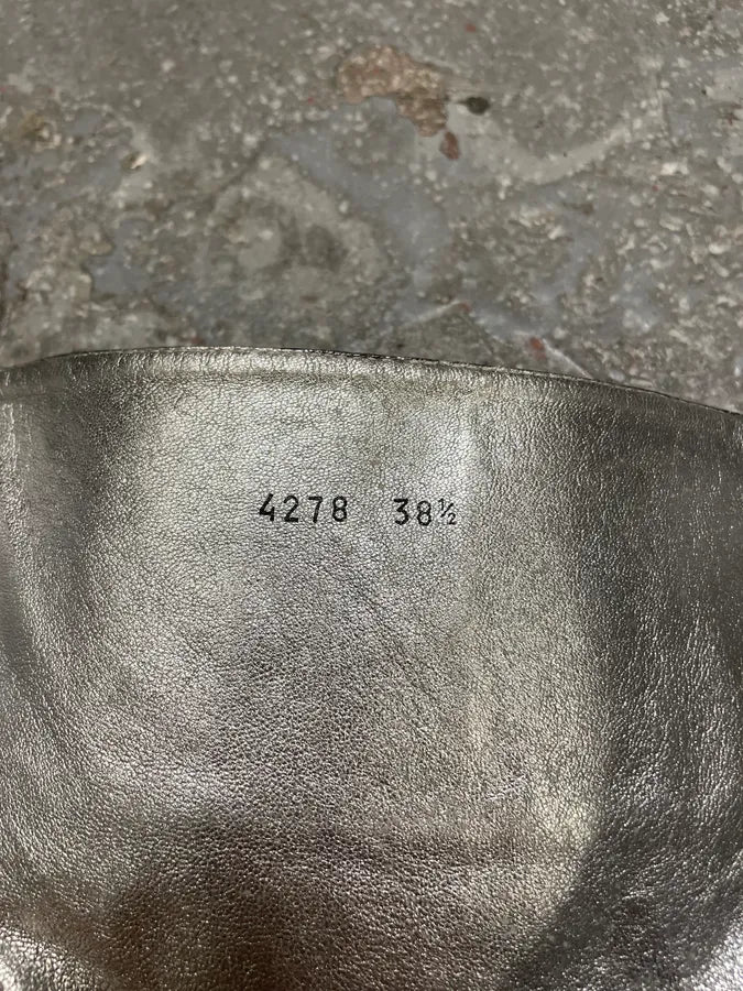 2000s Dolce & Gabbana Black Leather Full Heels (38.5eu/us6) 6