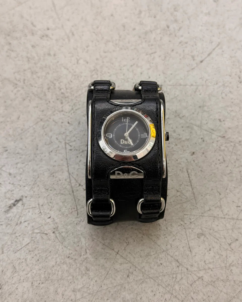 2000s Dolce & Gabbana Black Leather Multi-Strap Watch BnIBYuq 10