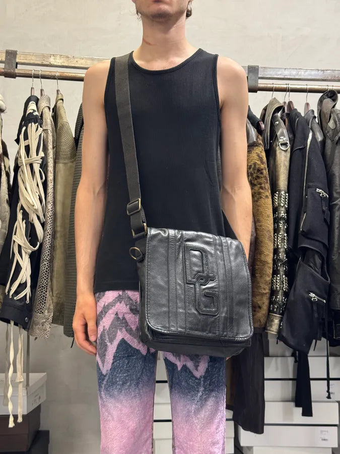 2000s Dolce & Gabbana Black Leather Shoulder Bag jjBqTnF 1