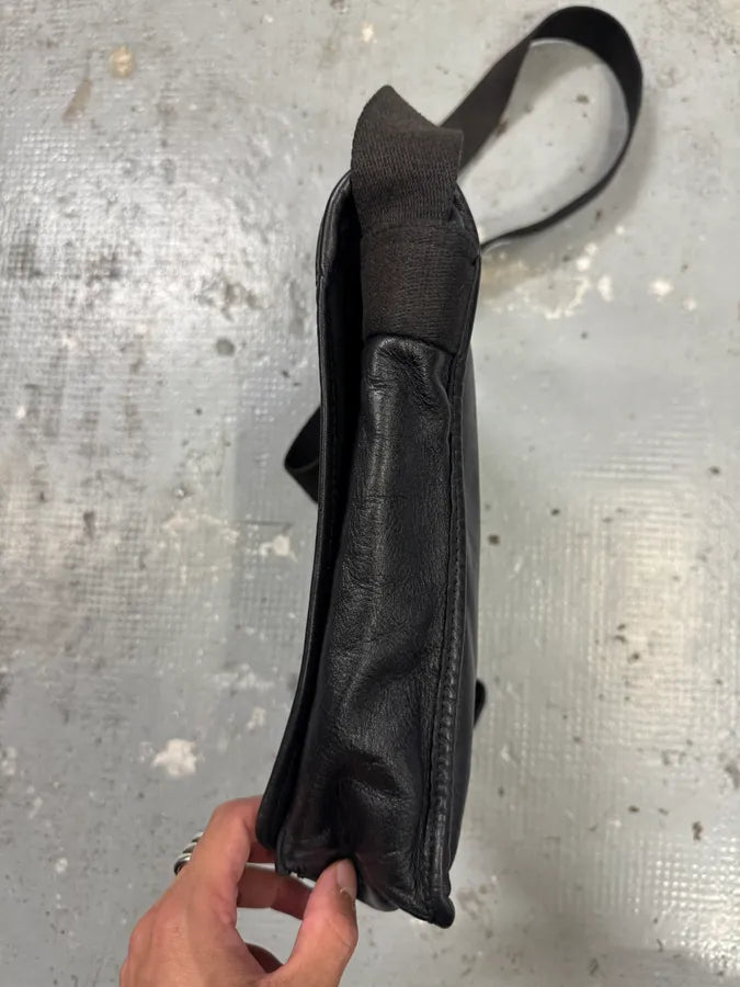 2000s Dolce & Gabbana Black Leather Shoulder Bag jjBqTnF 8