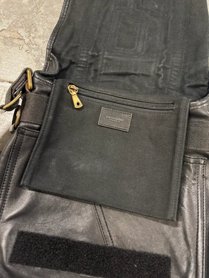 2000s Dolce & Gabbana Black Leather Shoulder Bag rYJhmOt 7