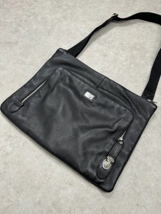 2000s Dolce & Gabbana Black Leather Shoulder Bag YvWeRVL 2