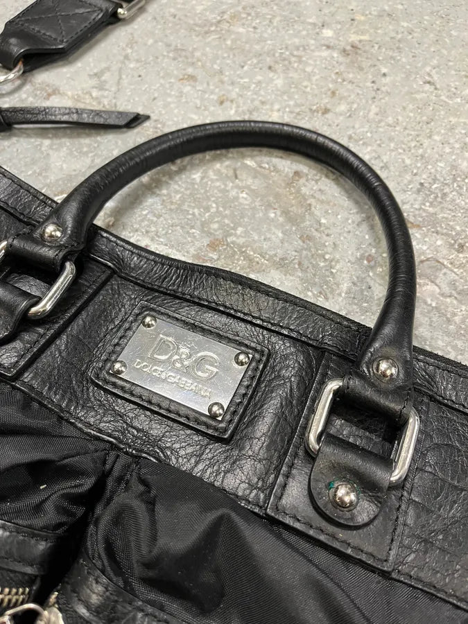 2000s Dolce & Gabbana Black Nylon Cargo Messenger Shoulder Bag (OS) QXsdufm 4