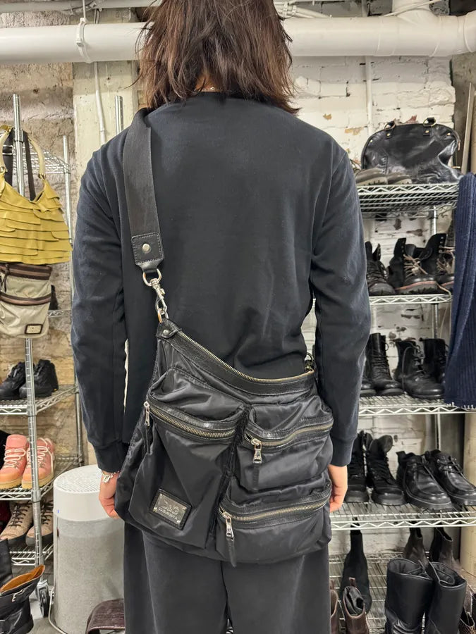 2000s Dolce & Gabbana Black Nylon Cargo Shoulder Bag qSzGgfa 1