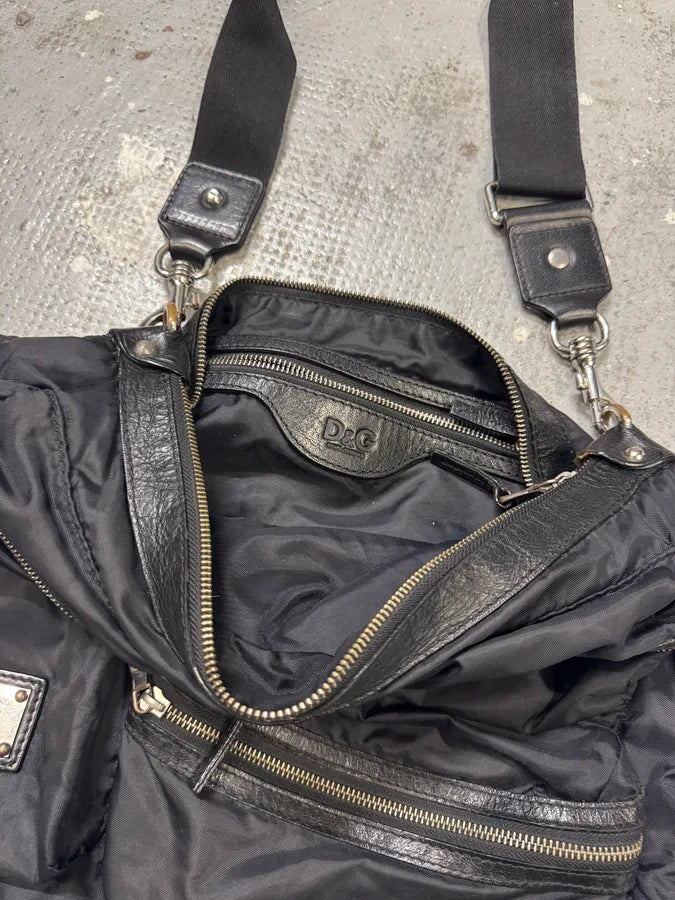 2000s Dolce & Gabbana Black Nylon Cargo Shoulder Bag qSzGgfa 7