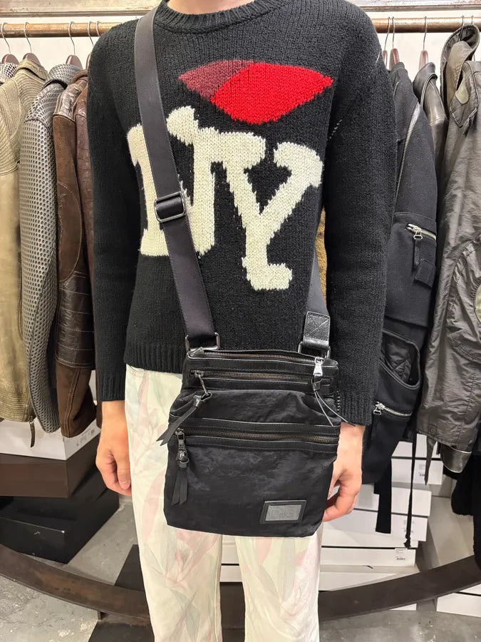 2000s Dolce & Gabbana Black Nylon Cargo Shouldert Bag FIzSPSK 1