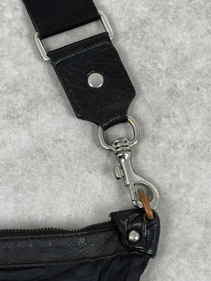 2000s Dolce & Gabbana Black Multi-Pocket Nylon Crossbody Bag ADDOTrL 7