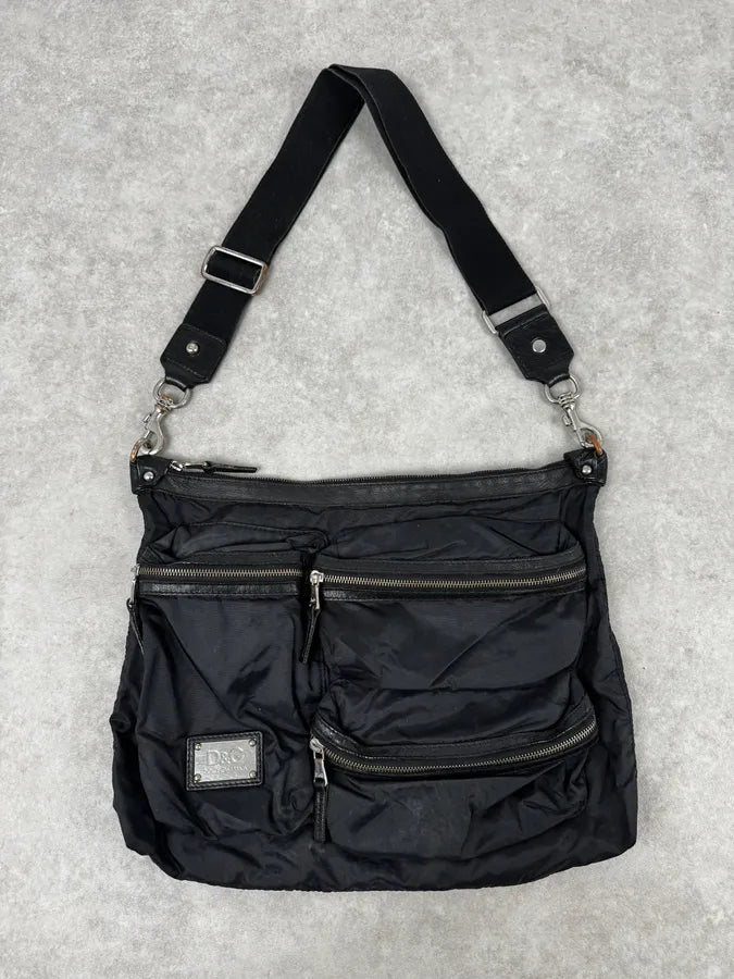 2000s Dolce & Gabbana Black Multi-Pocket Nylon Crossbody Bag ADDOTrL 0