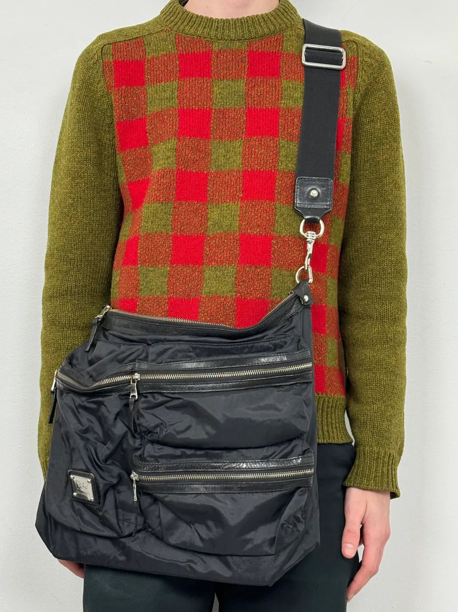 2000s Dolce & Gabbana Black Nylon Zip Cargo Shoulder Bag BhYJCnO 1