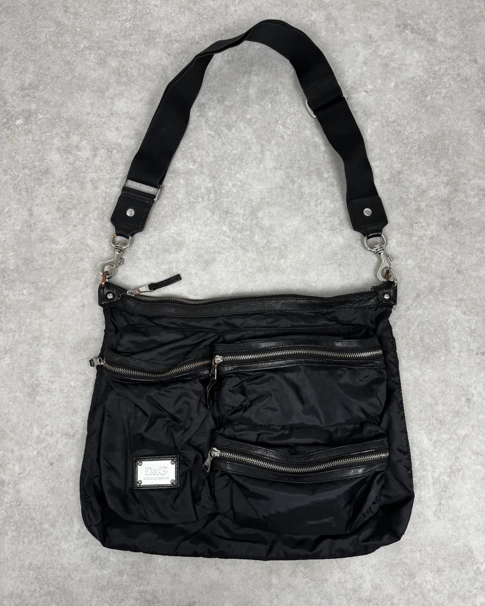 2000s Dolce & Gabbana Black Nylon Zip Cargo Shoulder Bag BhYJCnO 0