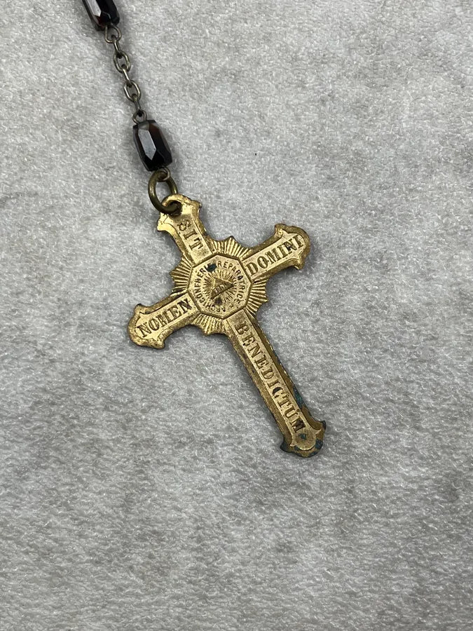 2000s Vintage Black Pearl Golden Rosary Cross Necklace IAGUvkf 7