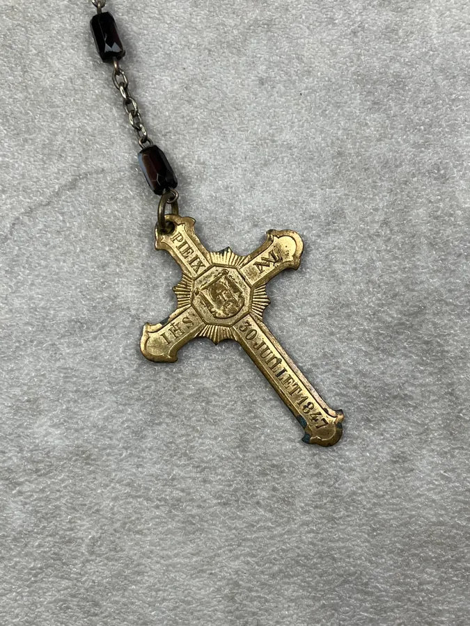 2000s Vintage Black Pearl Golden Rosary Cross Necklace IAGUvkf 6