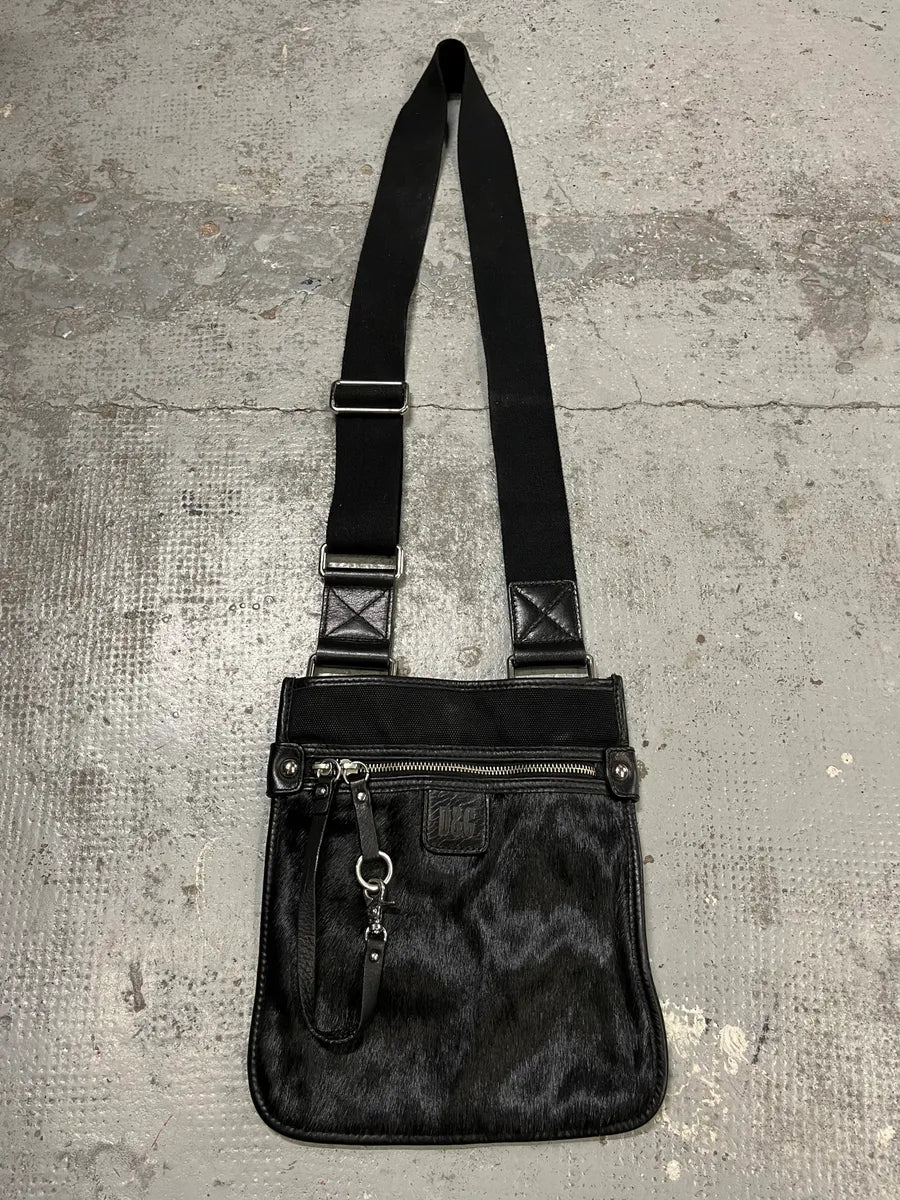 2000s Dolce & Gabbana Black Pony Hair Crossbody Bag  osbFDyt 0