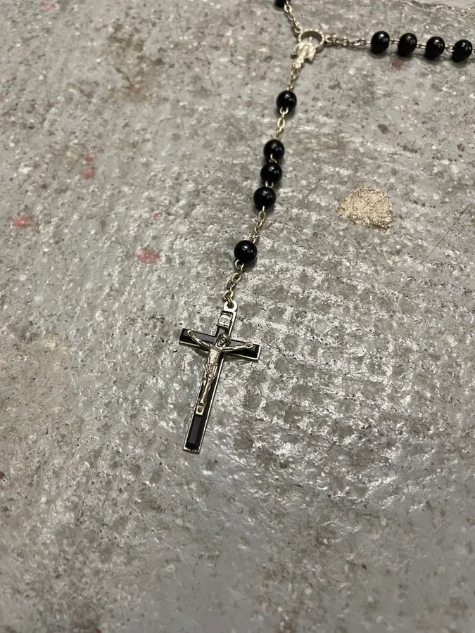 2000s Dolce & Gabbana Black Rosary Necklace (OS) 3