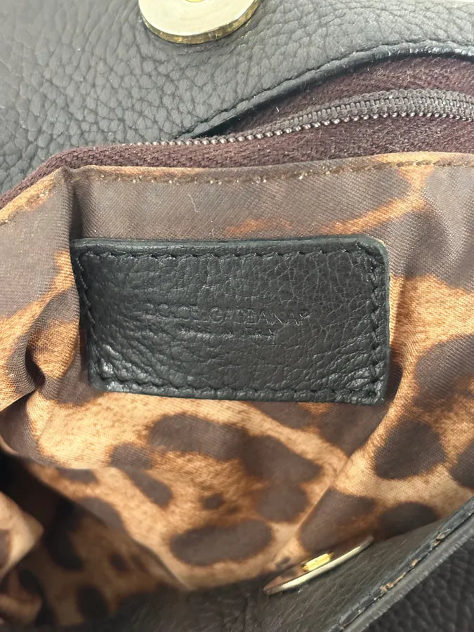 2000s Dolce & Gabbana Black Studded Leather Shoulder Bag spCdMqF 10