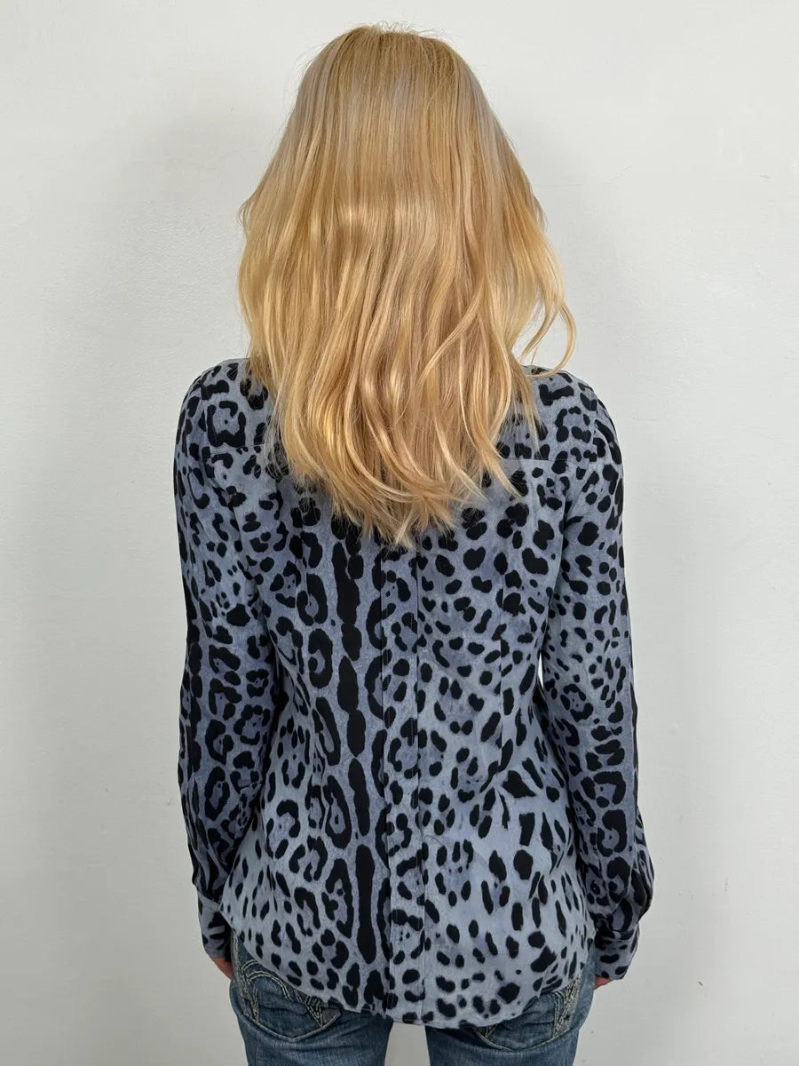 2000s Dolce & Gabbana Blue & Black Leopard Silk Shirt IOOSlta 2