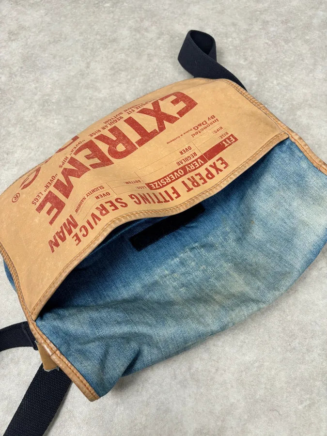 2000s Dolce & Gabbana Blue Denim Extreme Shoulder Bag quxLqBw 9