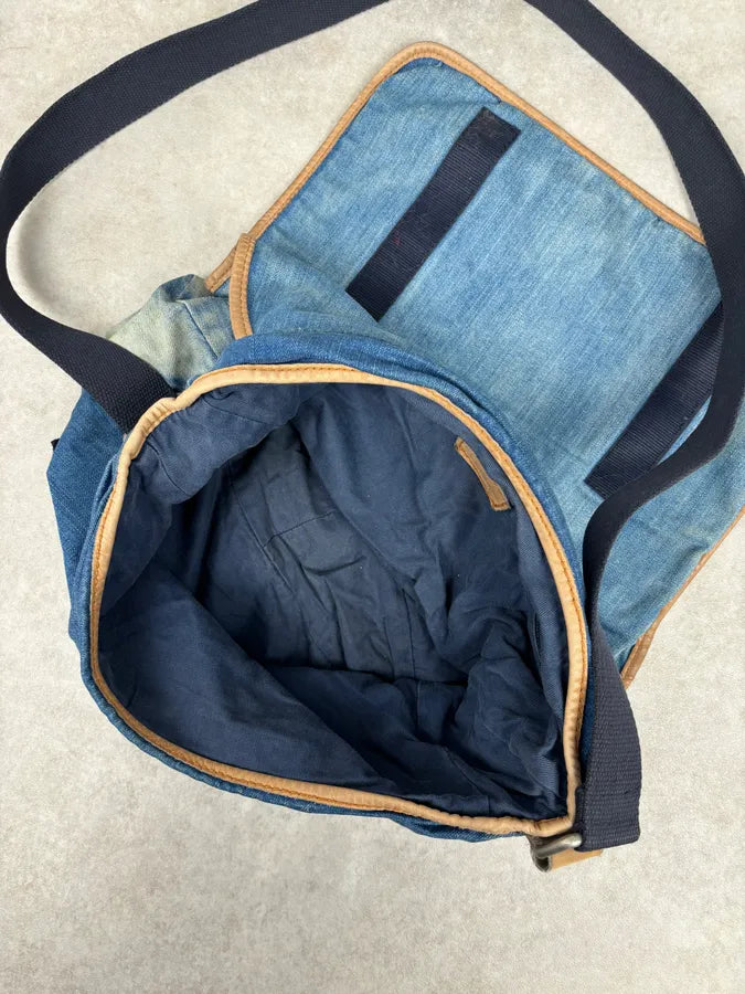 2000s Dolce & Gabbana Blue Denim Extreme Shoulder Bag quxLqBw 8