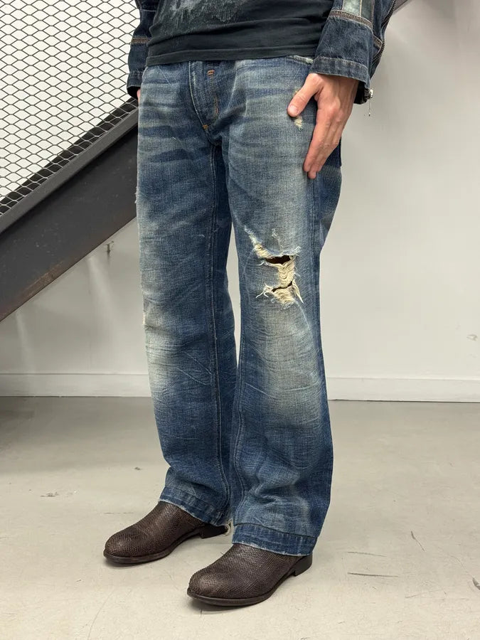2000s Dolce & Gabbana Blue Faded Distressed Denim Large Jeans dmuGDfe 2