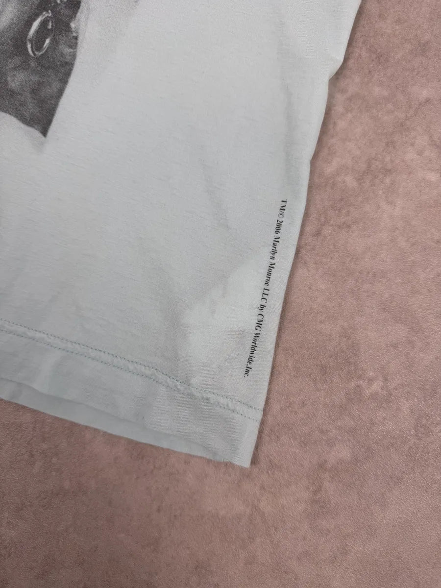2000s Dolce & Gabbana Blue Marilyn Monroe V-Neck T-Shirt XuQJzJB 6