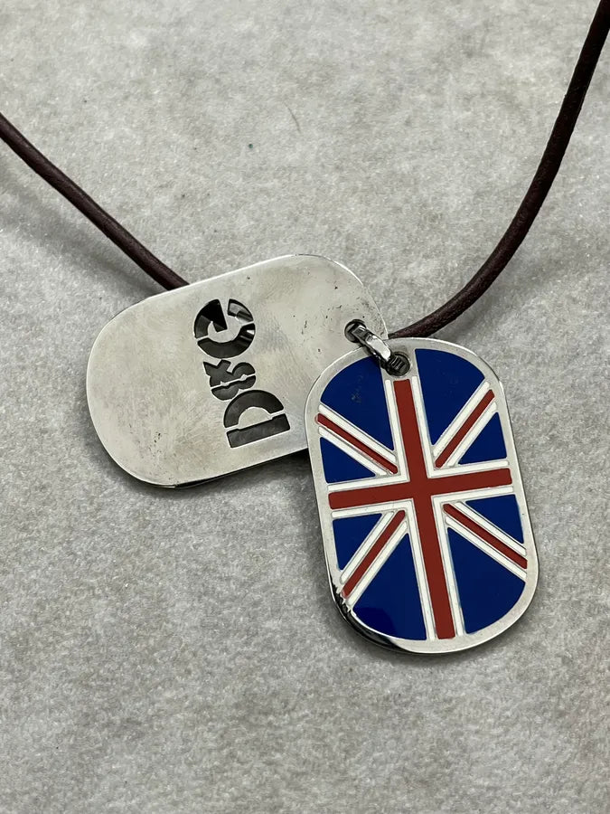 2000s Dolce & Gabbana British Dog Tag Necklace ciMseXE 2