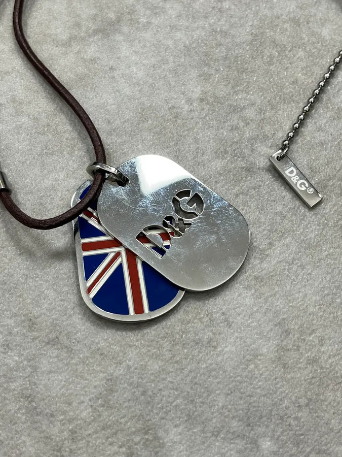 2000s Dolce & Gabbana British Dog Tag Necklace ciMseXE 3