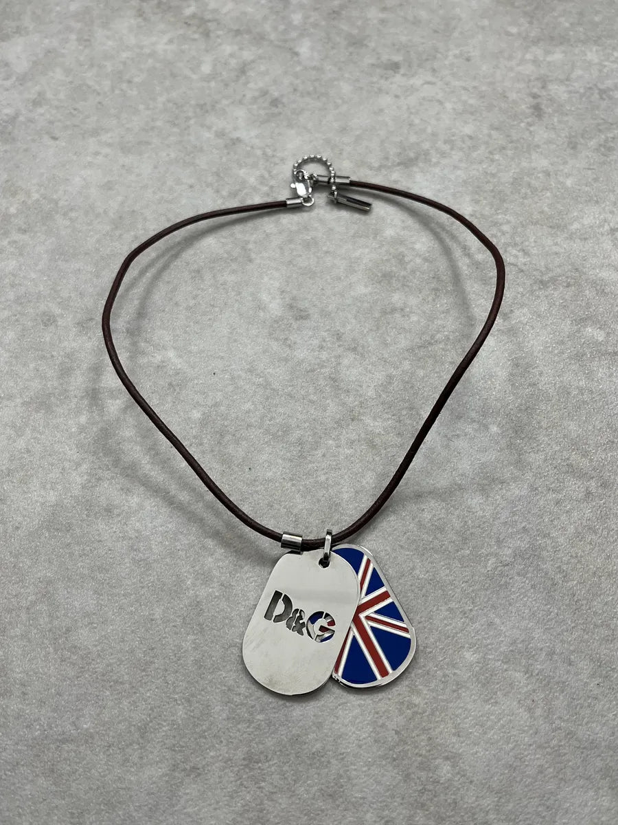 2000s Dolce & Gabbana British Dog Tag Necklace ciMseXE 0