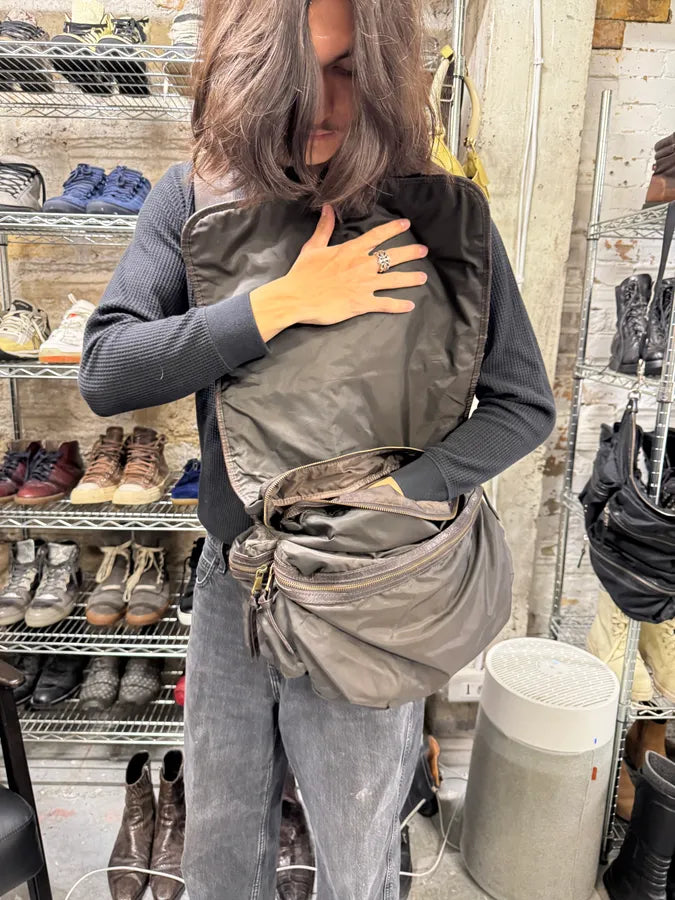 2000s Dolce & Gabbana Brown Leather Shoulder Bag tsTksJg 10