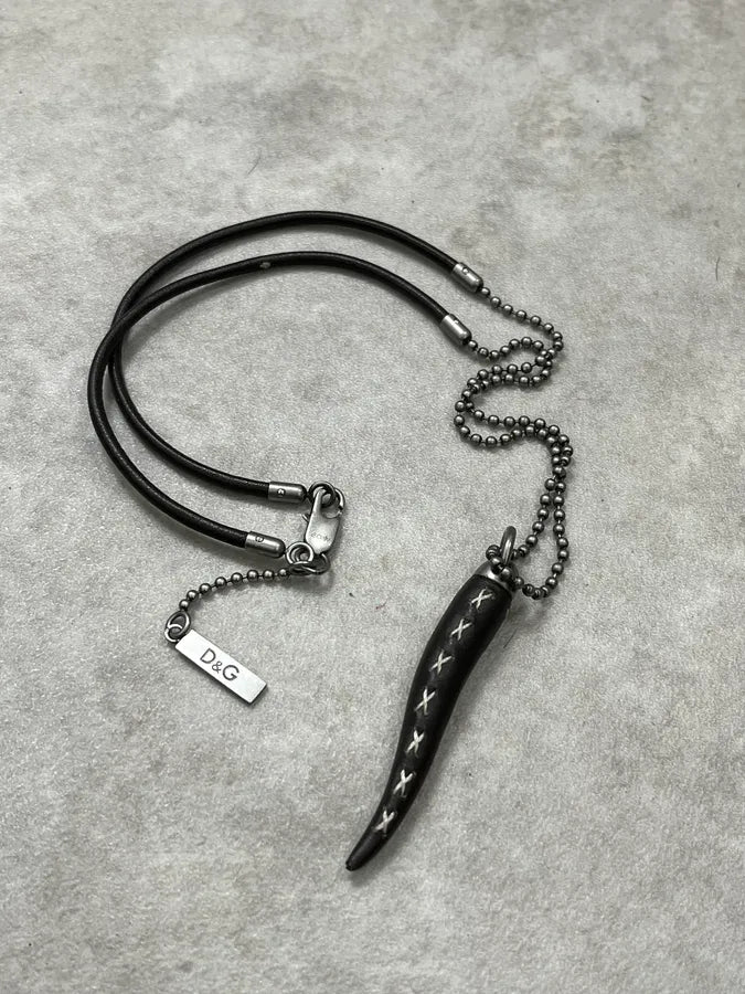 2000s Dolce & Gabbana Black Tooth Leather Necklace boMQkdi 3