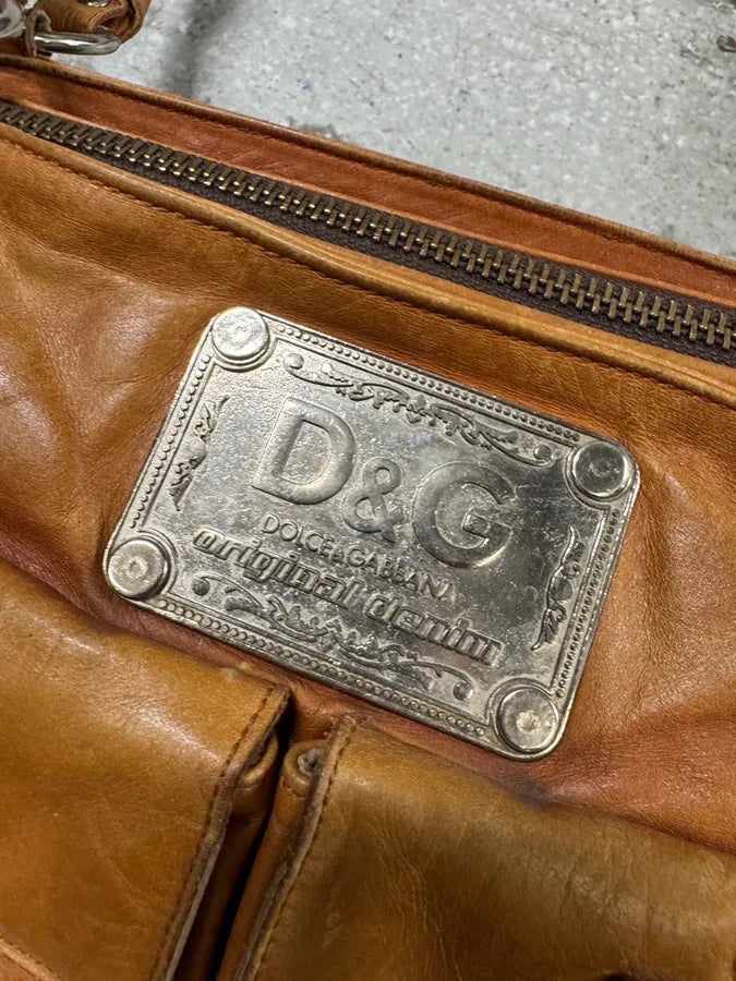 2000s Dolce & Gabbana Camel Zip Leather Cargo Handbag (OS) 3