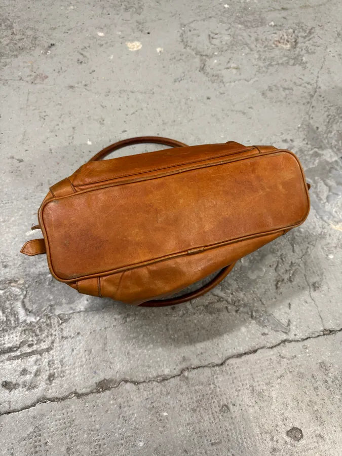 2000s Dolce & Gabbana Camel Zip Leather Cargo Handbag (OS) 7