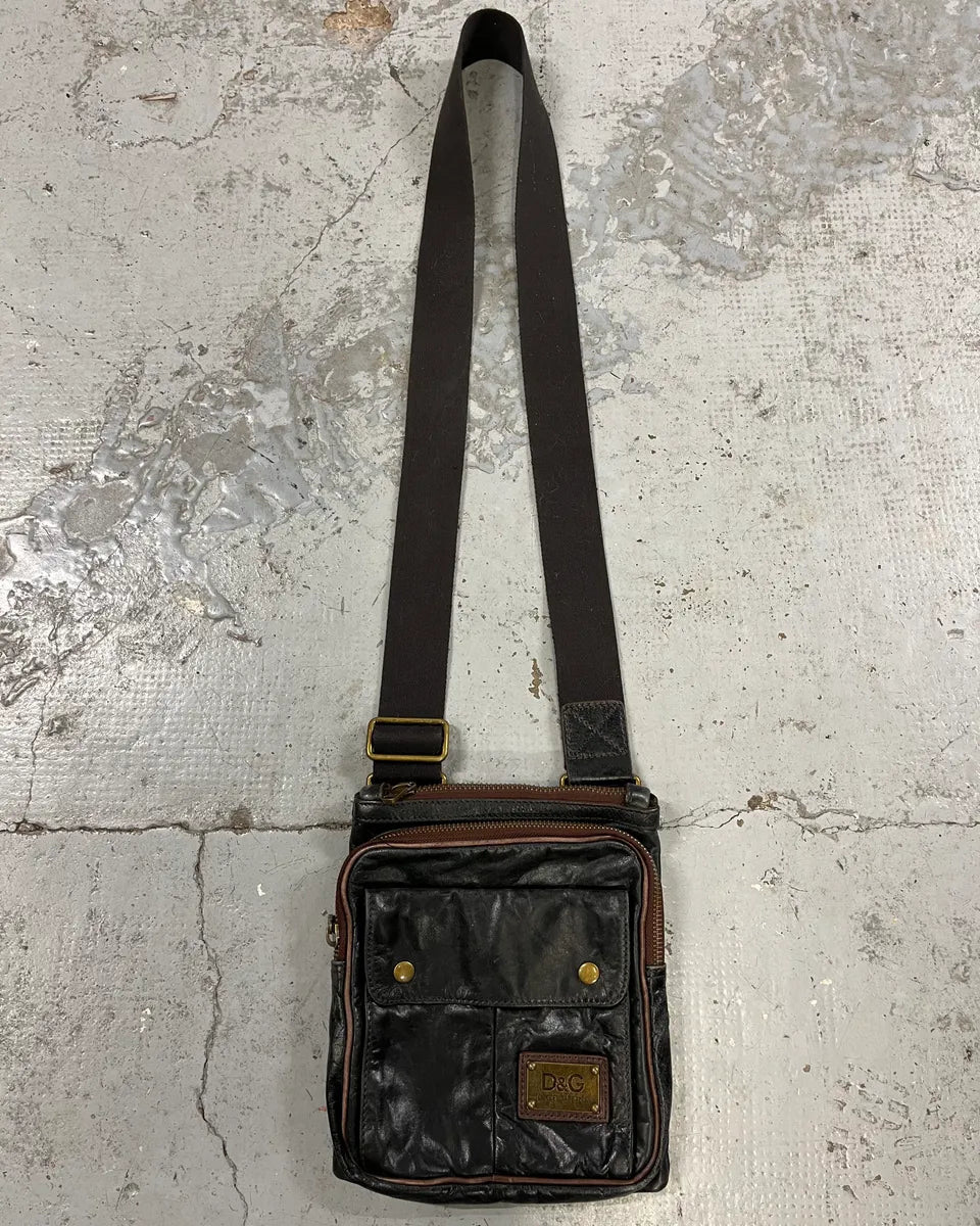 2000s Dolce & Gabbana Cargo Black Leather Shoulder Bag BQSVnKS 0