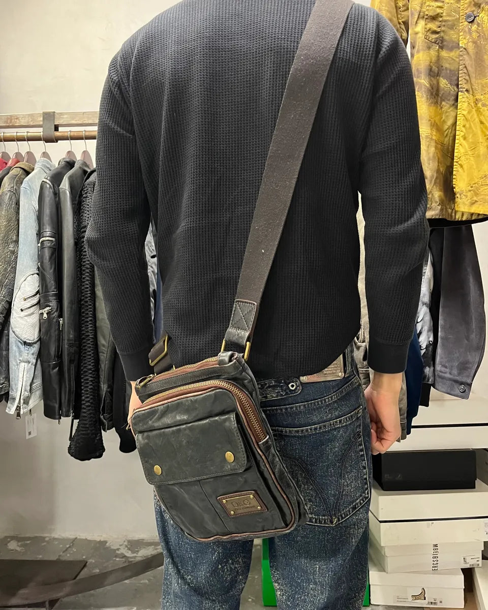 2000s Dolce & Gabbana Cargo Black Leather Shoulder Bag BQSVnKS 2