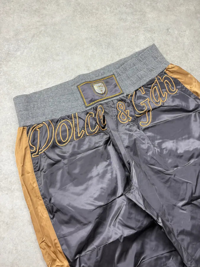 AW2005 Dolce & Gabbana Charcoal & Gold Satin Boxing Logo Trackpants kHtNqPL 5