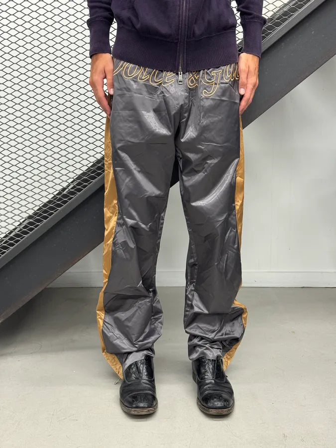 AW2005 Dolce & Gabbana Charcoal & Gold Satin Boxing Logo Trackpants kHtNqPL 0