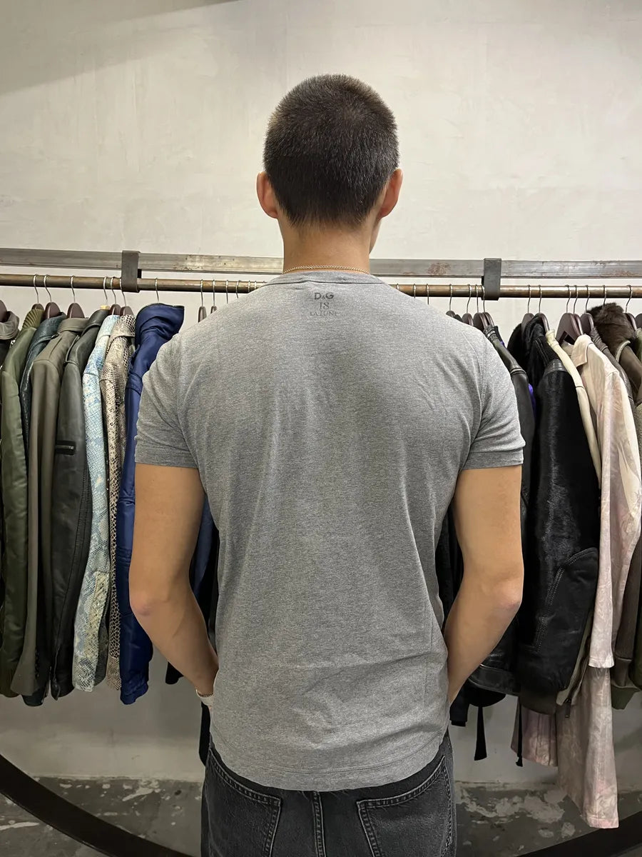 2000s Dolce & Gabbana Claudia Schiffer Naked Grey T-Shirt oxzGtYv 2