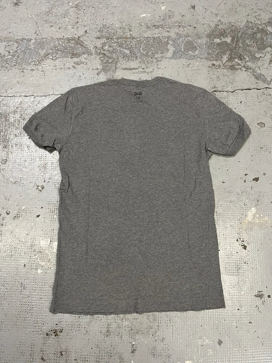 2000s Dolce & Gabbana Claudia Schiffer Naked Grey T-Shirt oxzGtYv 3