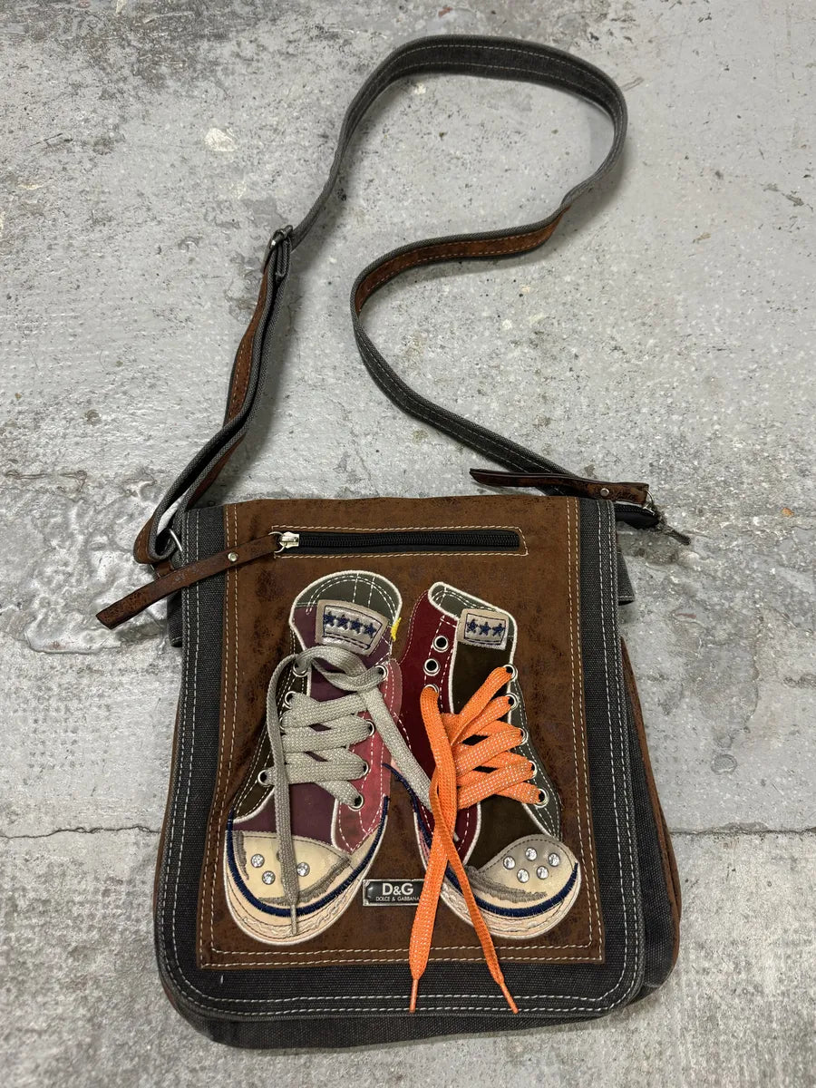 2000s Dolce & Gabbana Converse Trompe L’Oeil Leather Shoulder Bag DLkVBdw 0