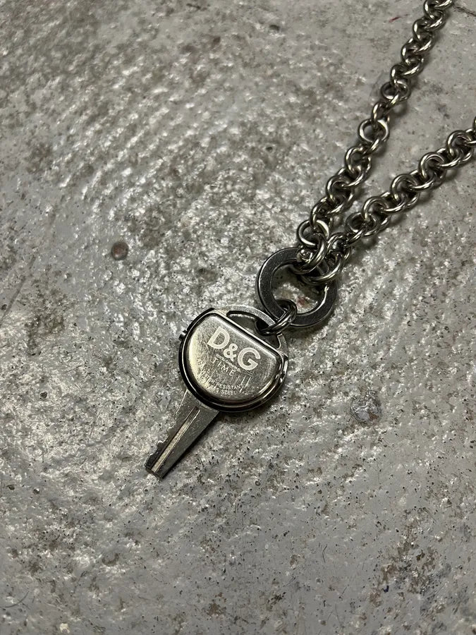 2000s Dolce & Gabbana Crystal Key Watch Necklace ZjLInPW 5