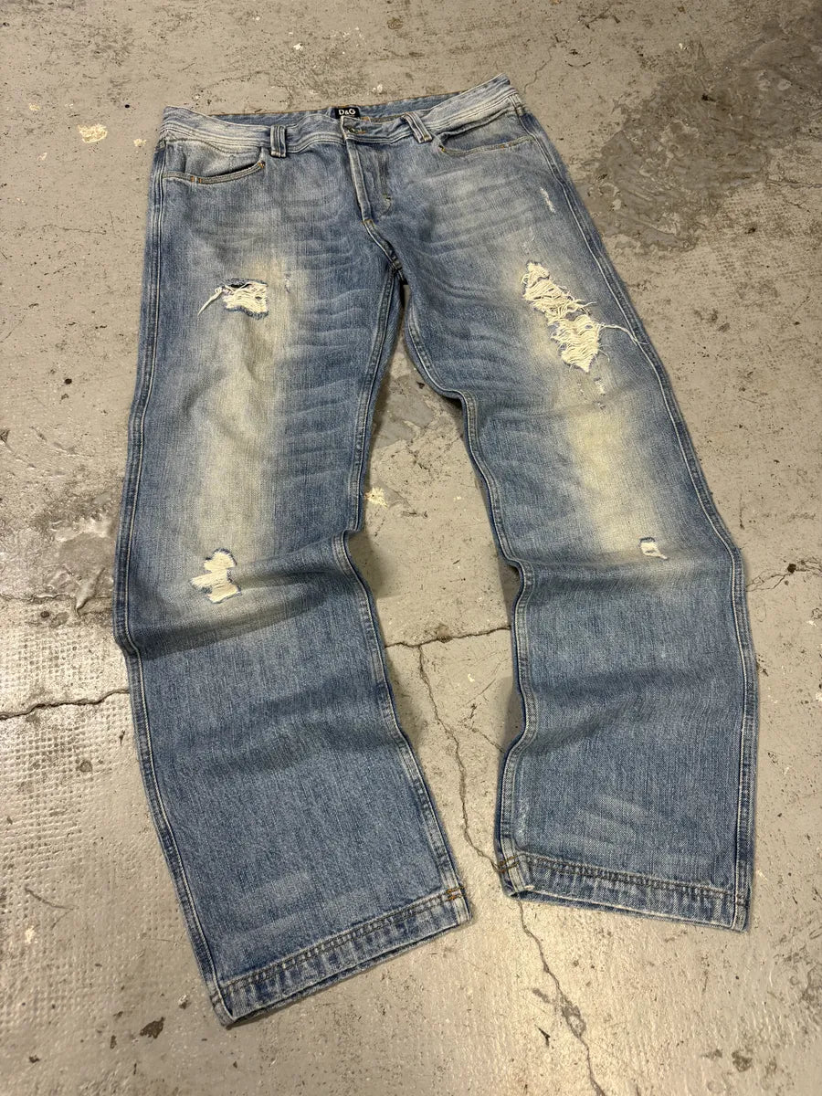 2000s Dolce & Gabbana Destroyed Sun Faded Denim Jeans pTiGIPE 9