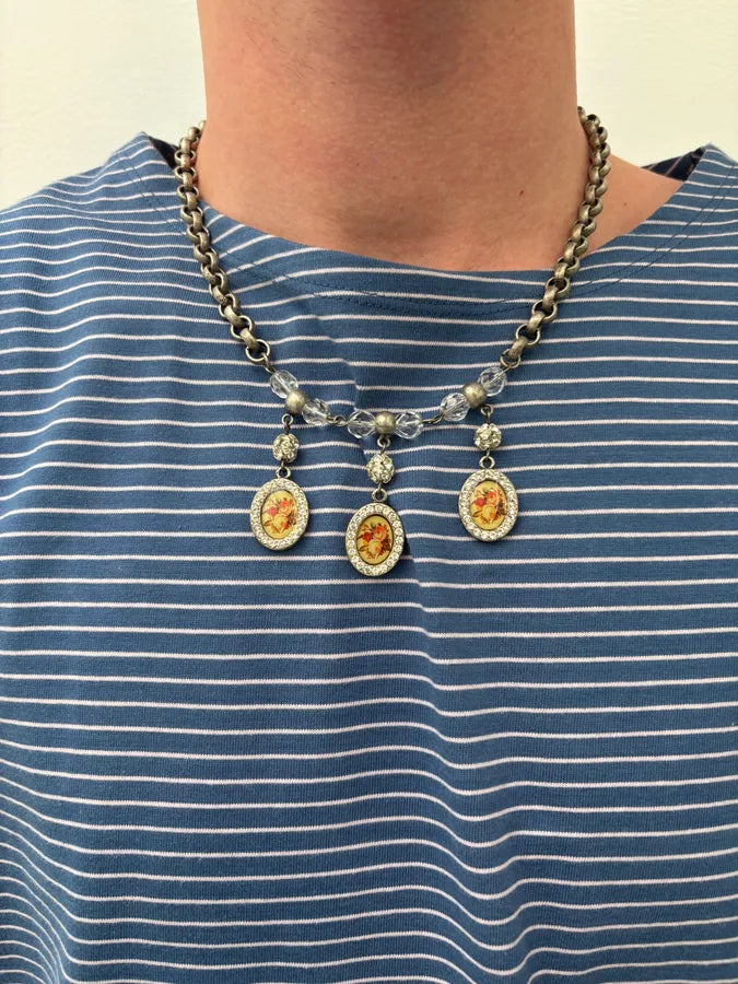 2000s Dolce & Gabbana Floral Cameo Strass Necklace wDoVkUZ 1