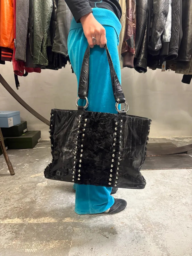 2000s Dolce & Gabbana Fur Studded Black Shiny Leather Handle Bag tBbkiBm 1
