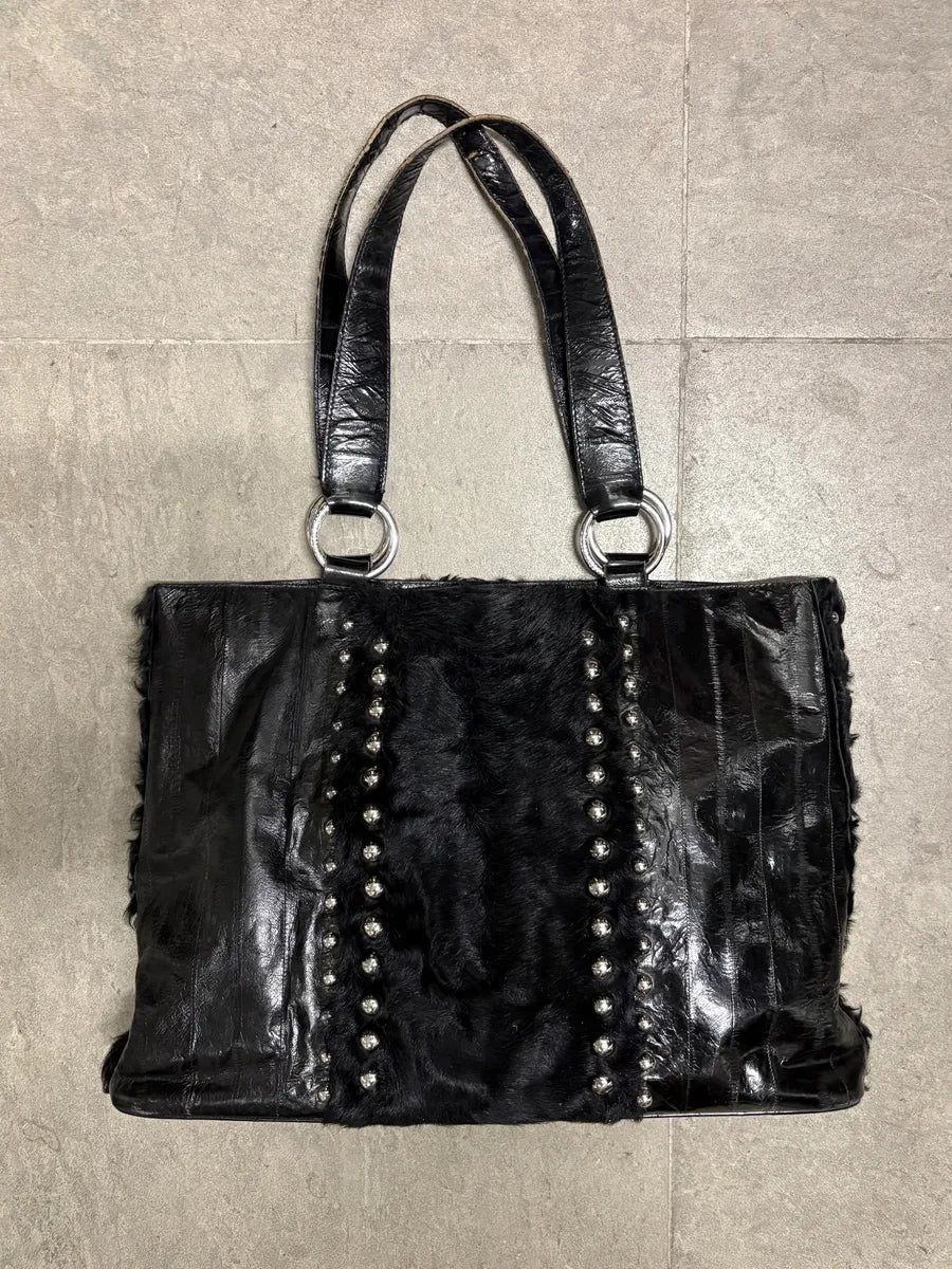 2000s Dolce & Gabbana Fur Studded Black Shiny Leather Handle Bag tBbkiBm 3